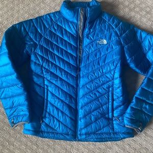 Women’s North Face Fitted Thermoball Jacket